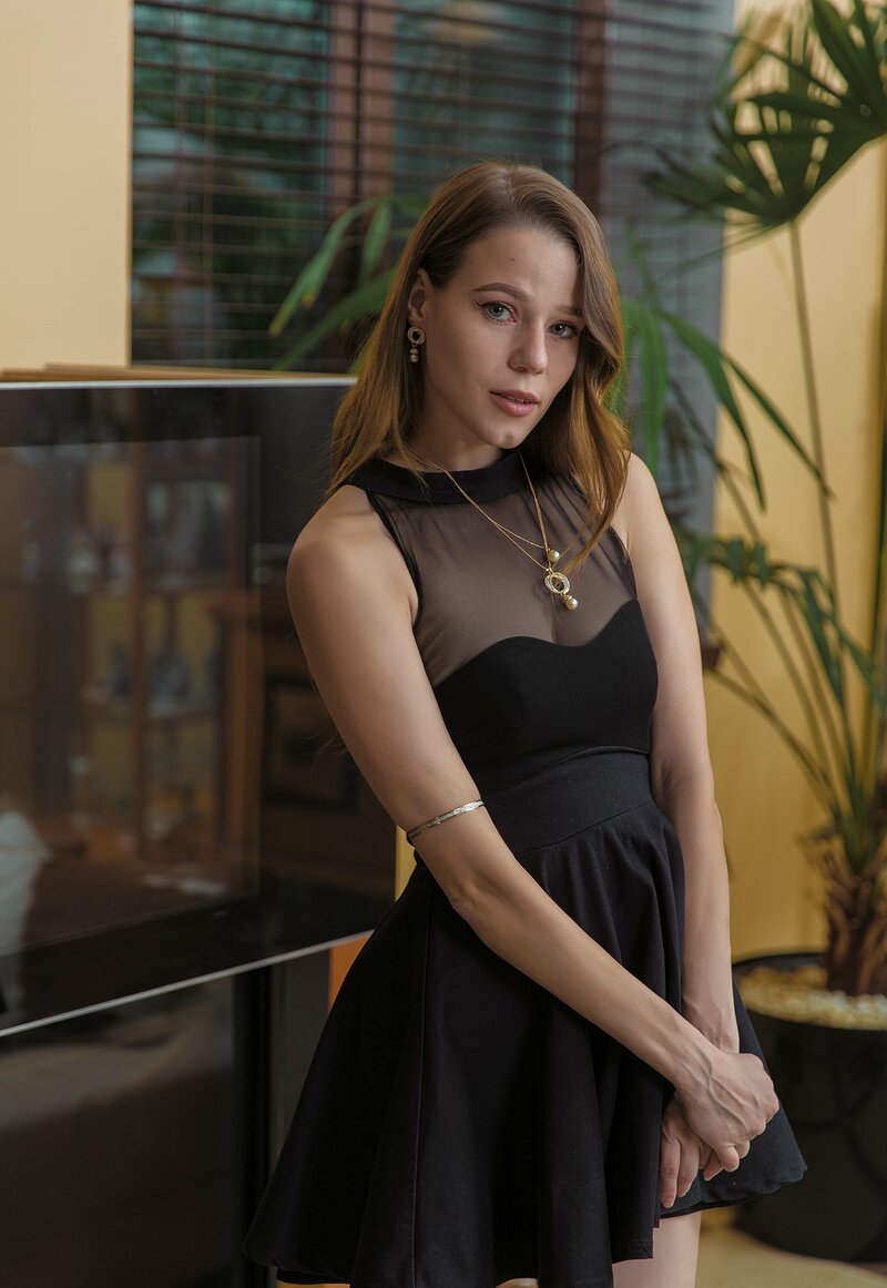 Еличка, 25 лет, 4 размер груди